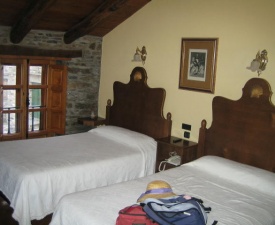 Cebreiro hotel room